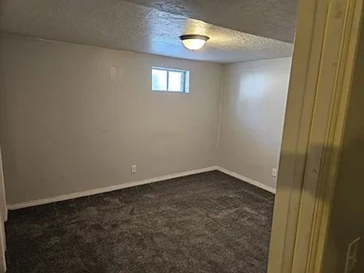 1511 Marilyn Dr - Photo 3 of 14