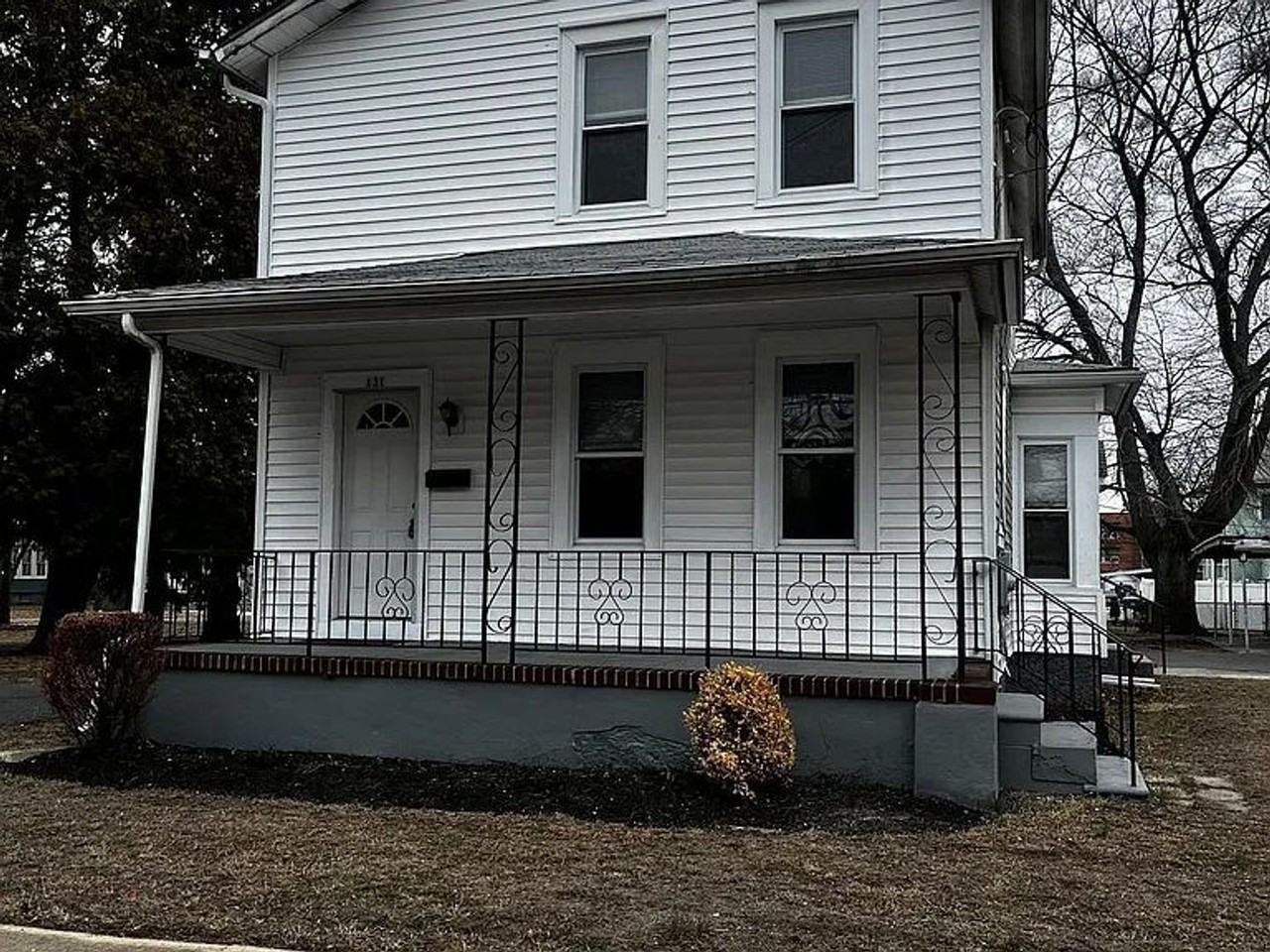 131 N 2nd St - Photo 2 of 13