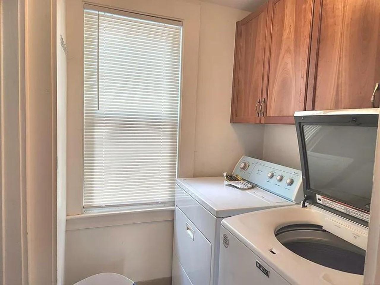 603 Center St - Photo 3 of 13