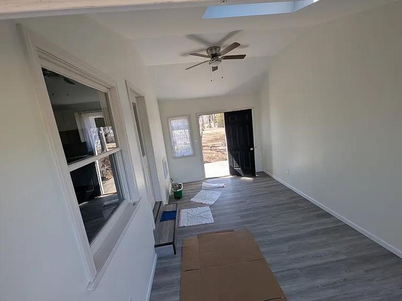 89 Lincoln St - Photo 3 of 21