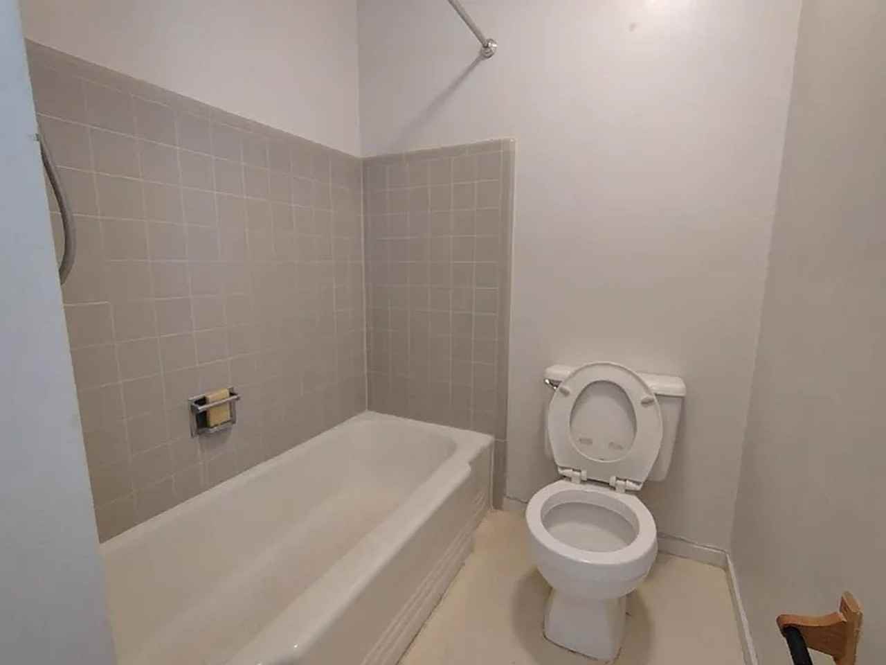 9109 Pine Ridge Way - Photo 2 of 50