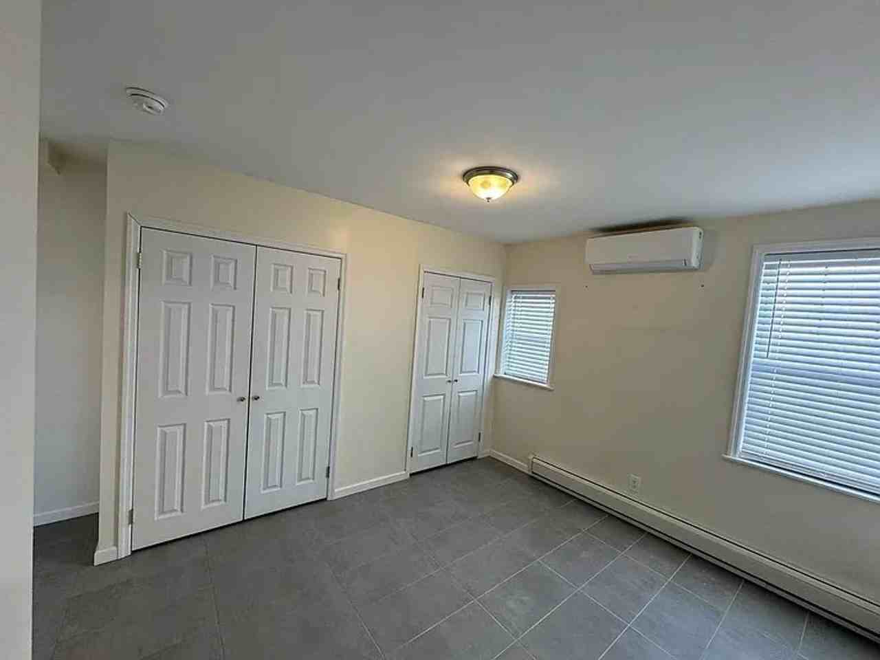 109 Saint Marys Ave - Photo 3 of 11