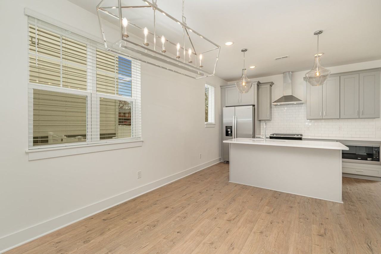 725 Caraway Ln - Photo 5 of 15