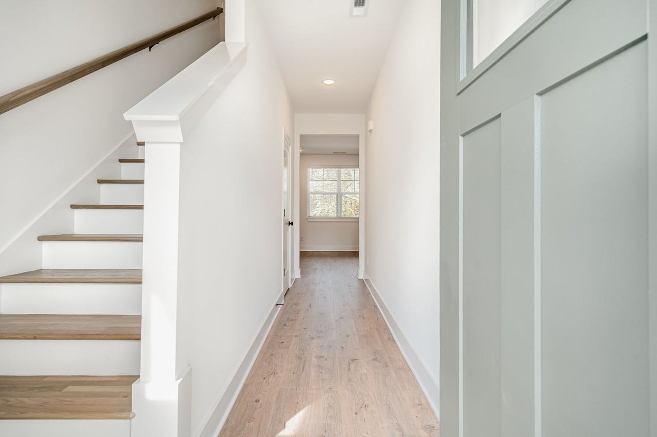 721 Caraway Ln - Photo 2 of 15