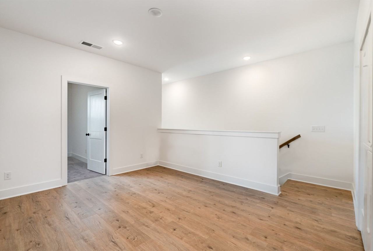 721 Caraway Ln - Photo 6 of 15