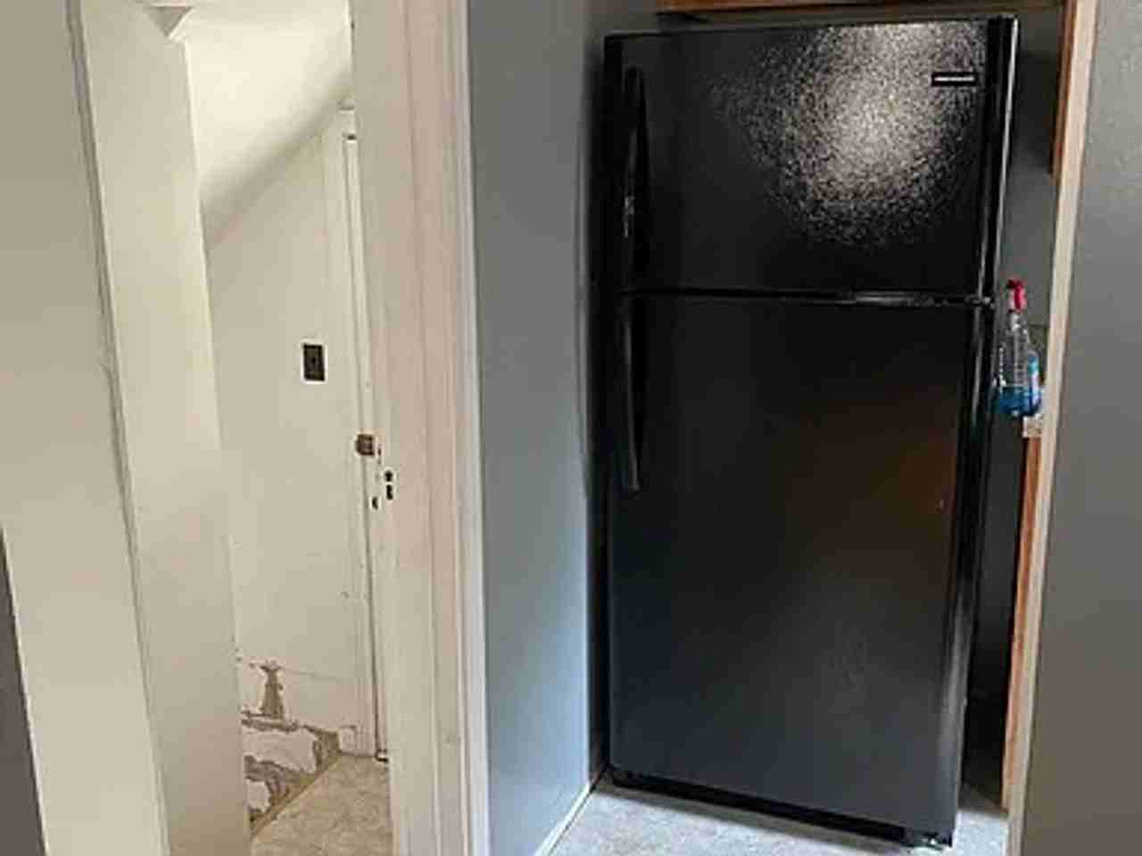 623 Locust St - Photo 2 of 16