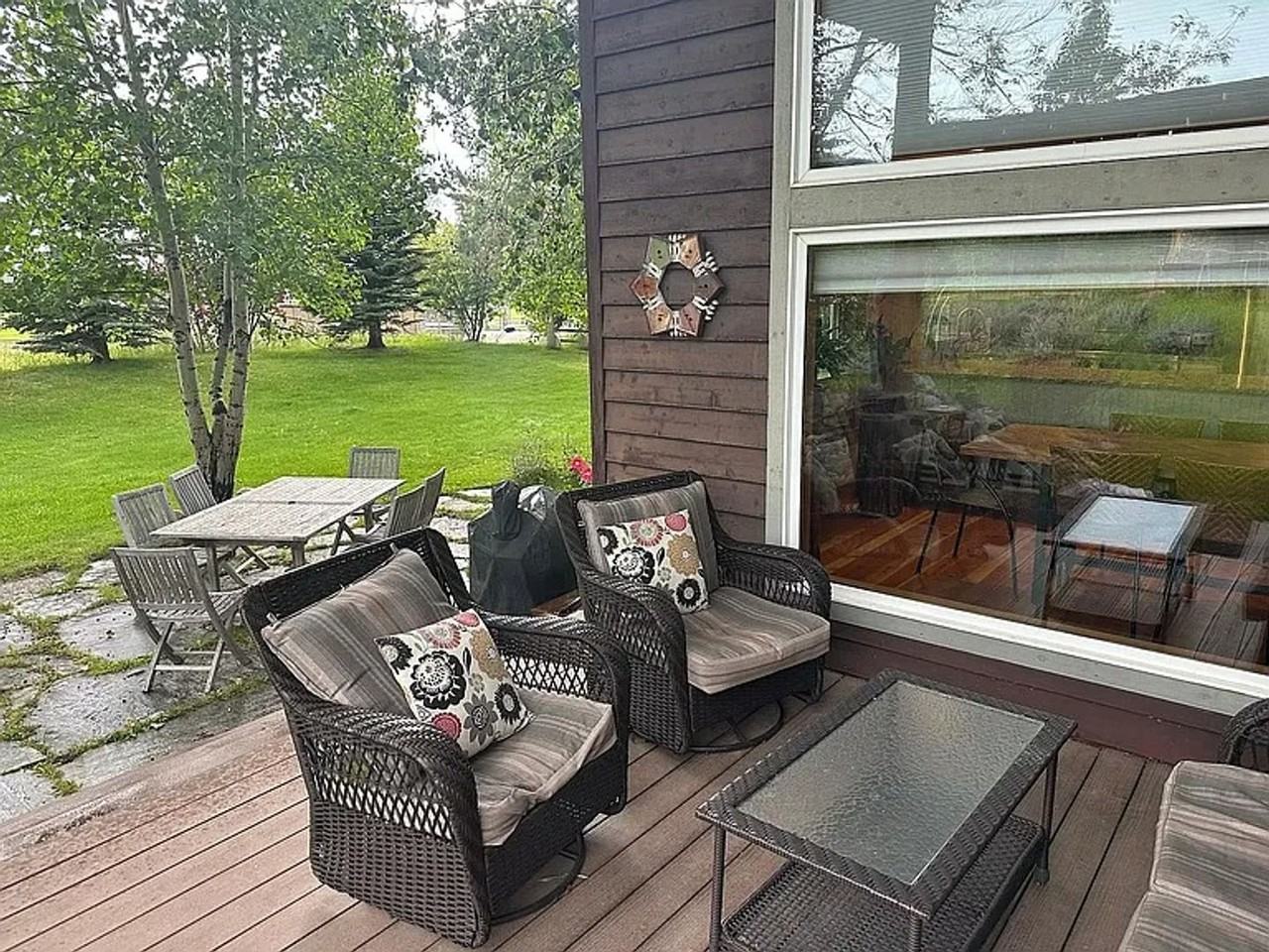 220 Targhee Towne Rd - Photo 2 of 7