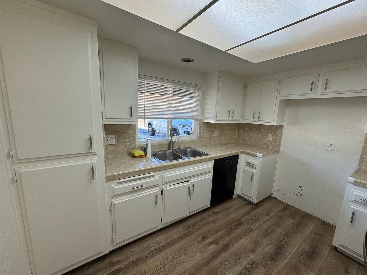 11945 Melody Ln - Photo 2 of 18