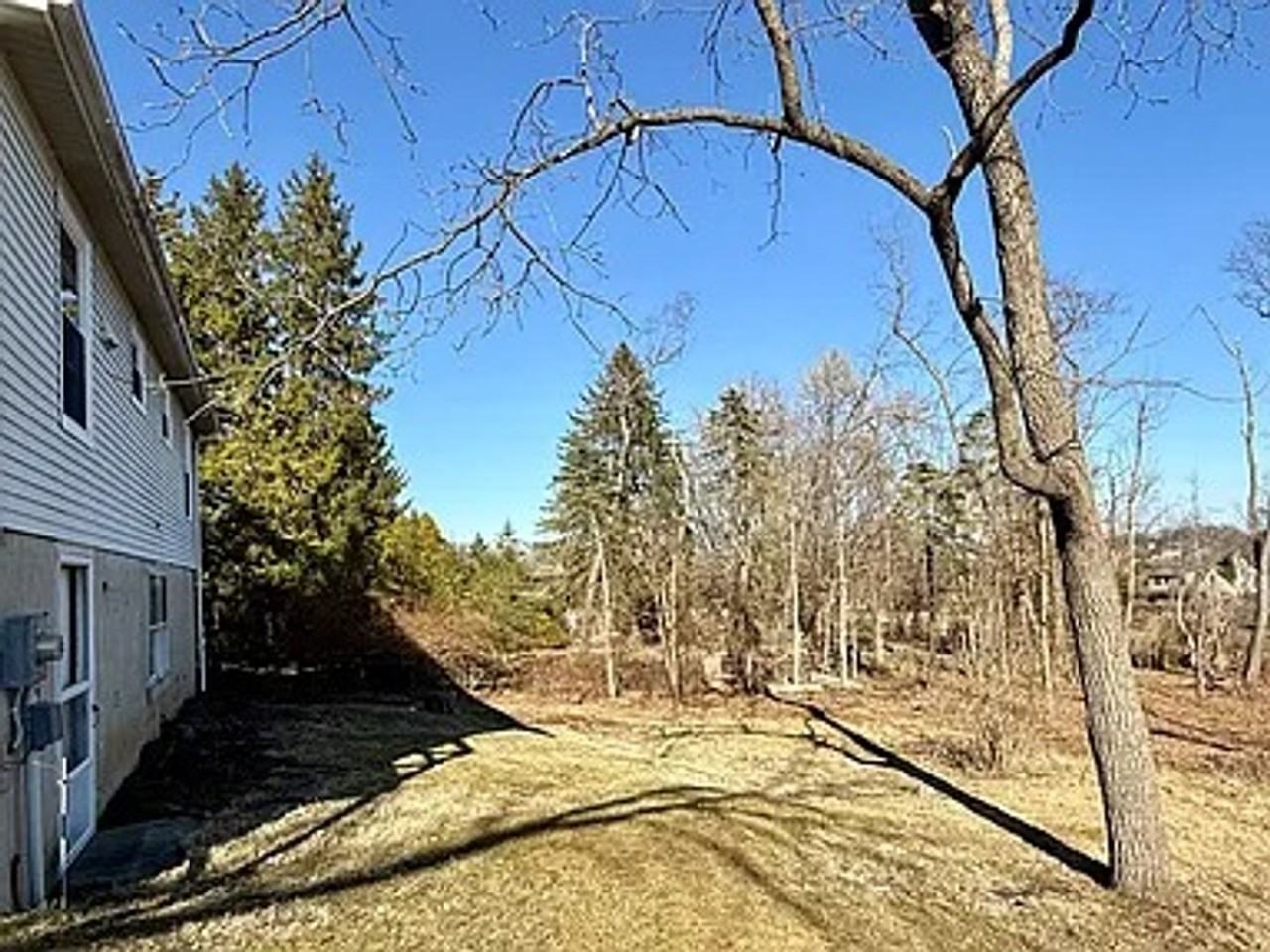 22 Barb Ln - Photo 2 of 7