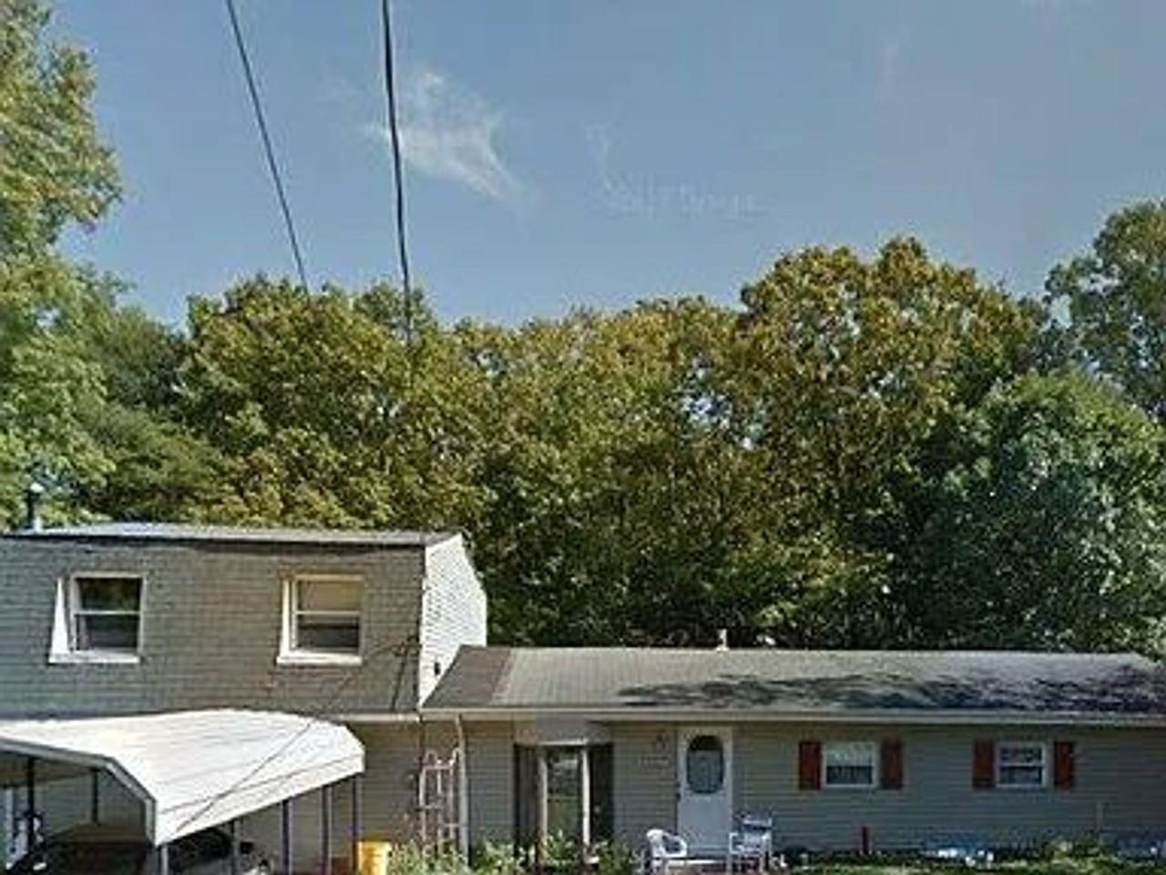 307 Hazel Ave - Photo 3 of 11