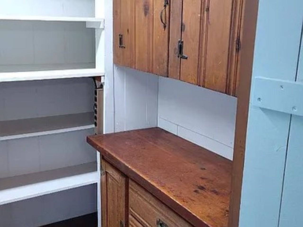 100 N Warminster Rd - Photo 3 of 6