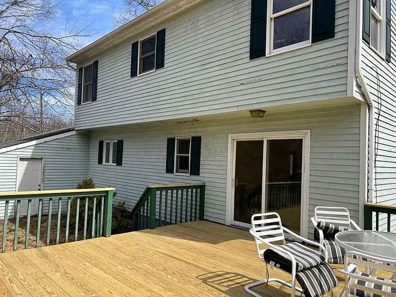 119 Fairwood Rd - Photo 2 of 14