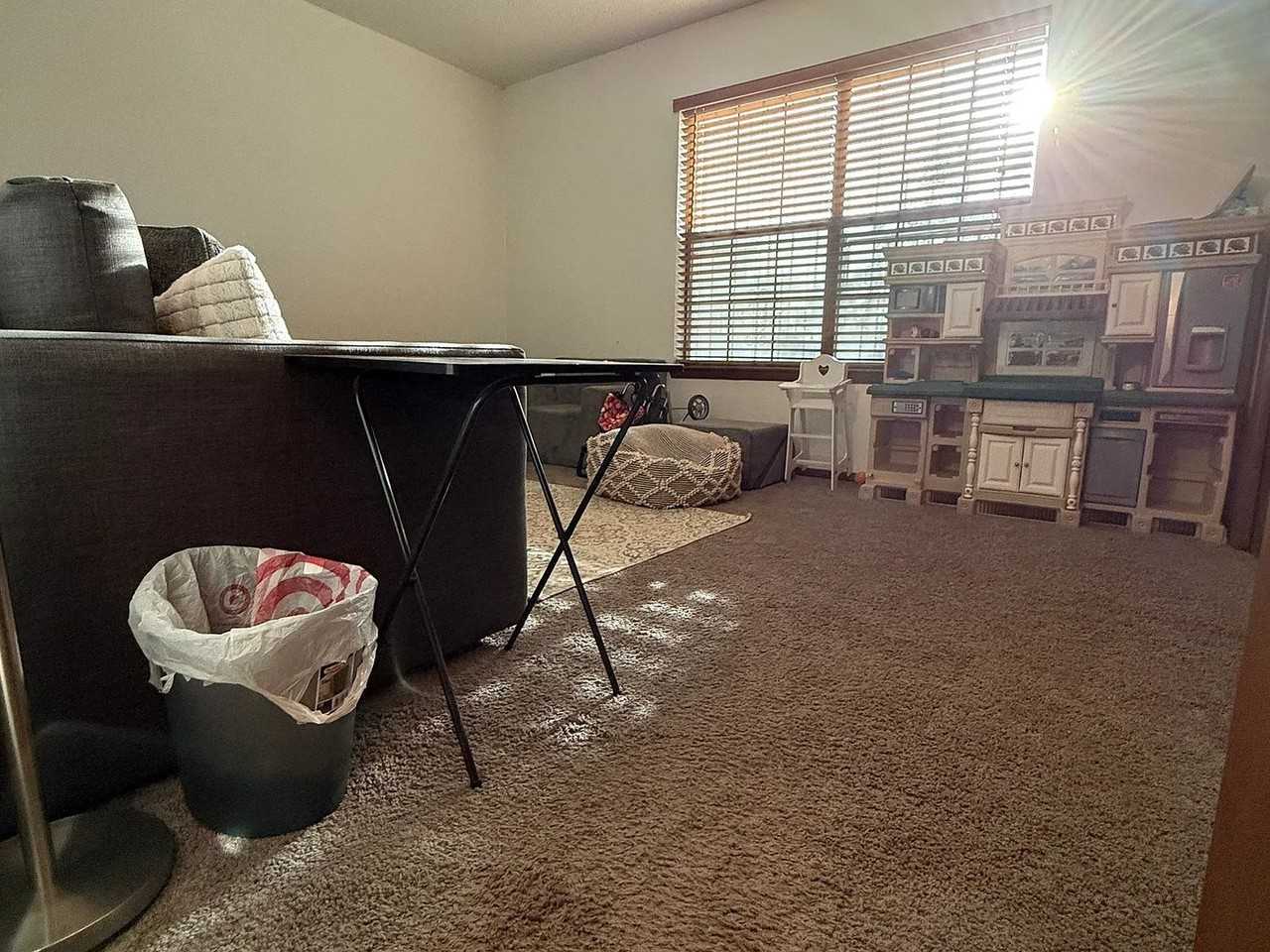 1308 James Kelley Dr - Photo 3 of 21