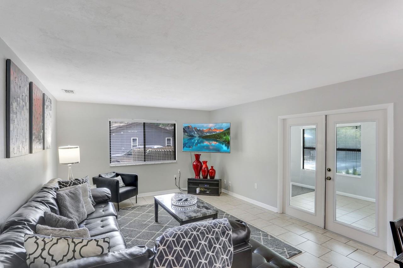 1826 Sw 80th Dr - Photo 7 of 21