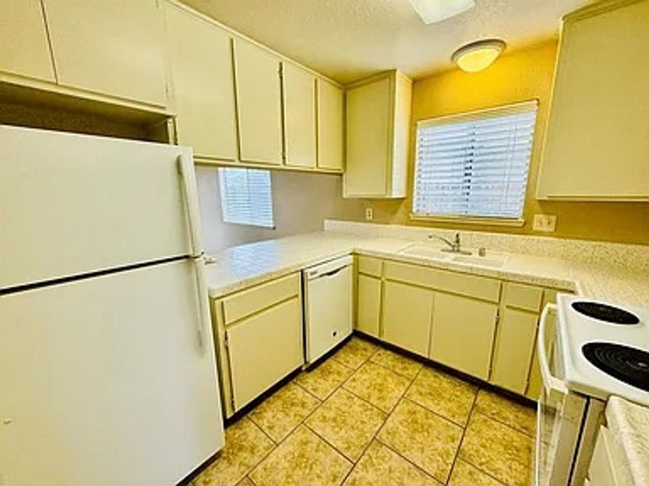 1310 Olson Dr #D - Photo 3 of 11