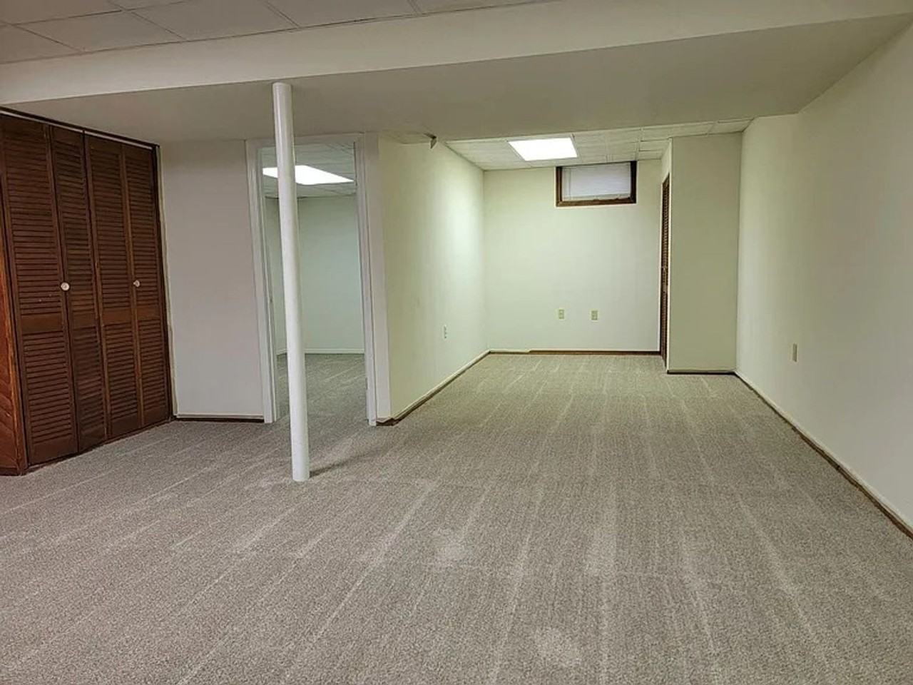 11 S Whisper Ln - Photo 2 of 13