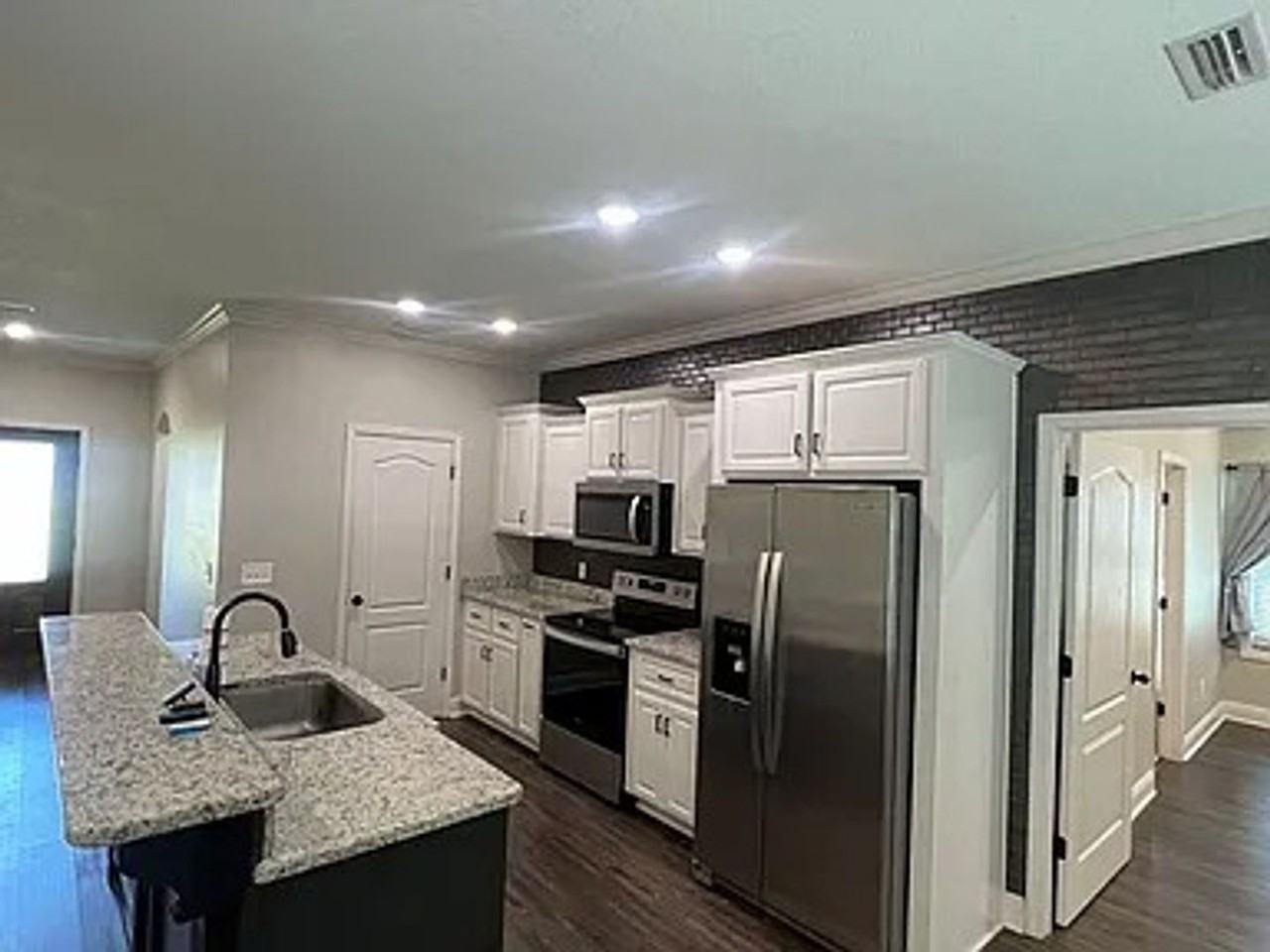 526 Sandbed Rd - Photo 3 of 18