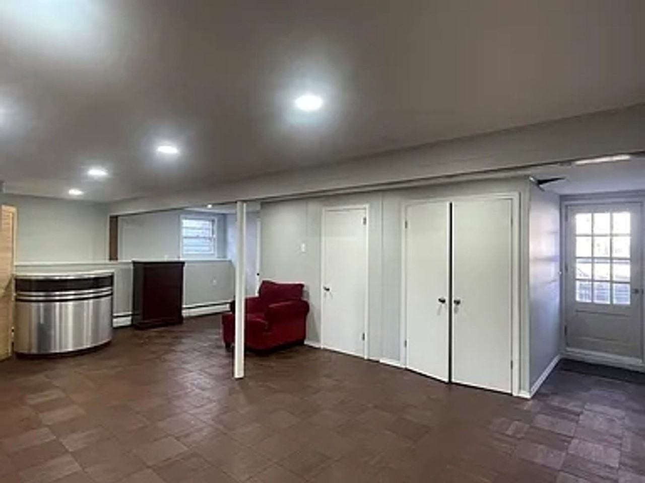 184 Florence St - Photo 2 of 25