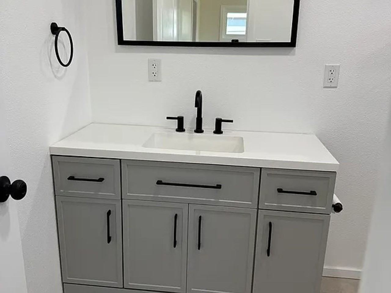 11223 Alclad Ave - Photo 3 of 20