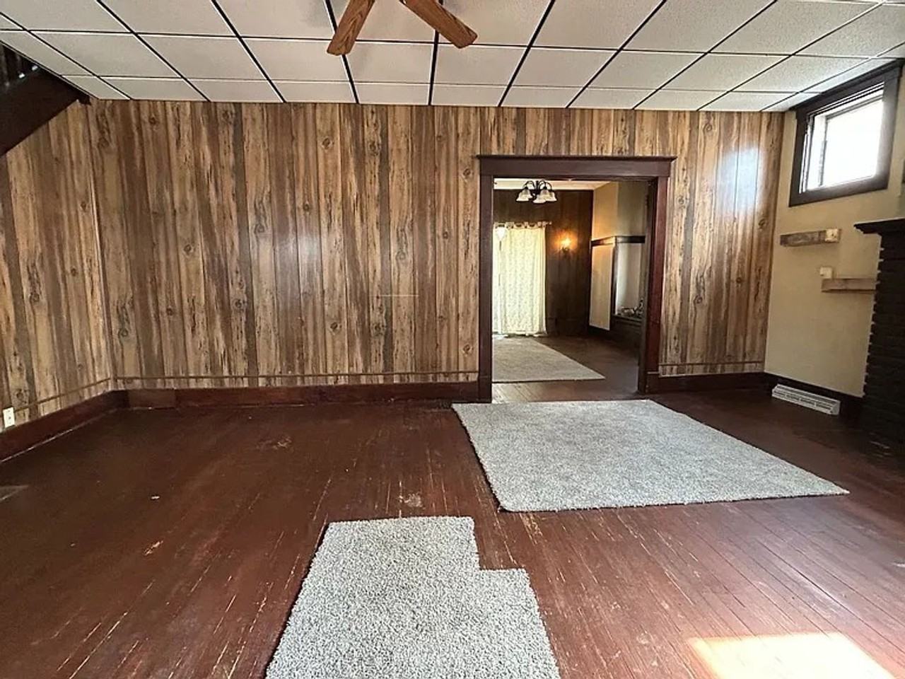 406 Oakland Ave - Photo 3 of 11