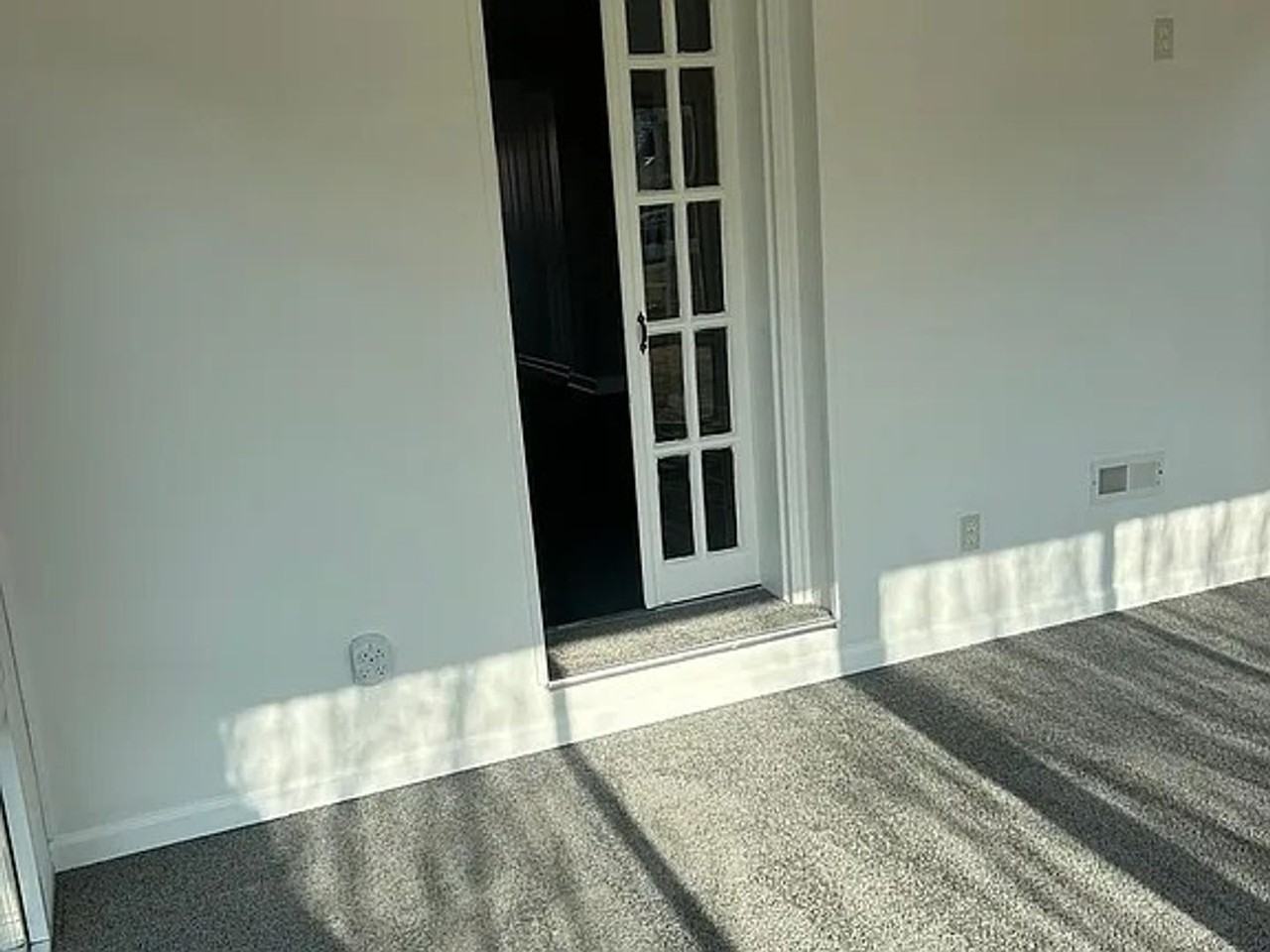 961 Thornton Rd - Photo 2 of 18