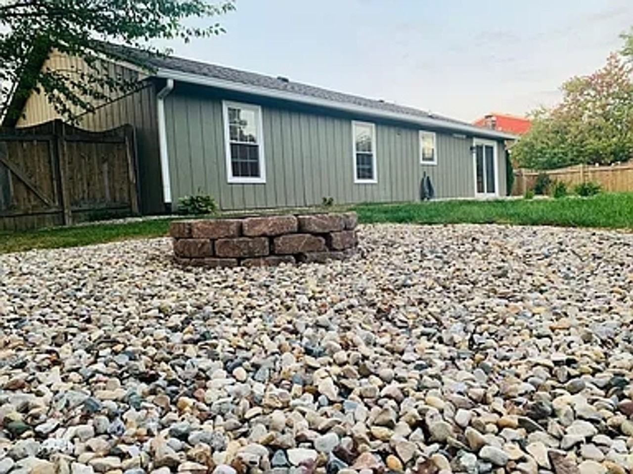 7815 Cameron Pl - Photo 3 of 19