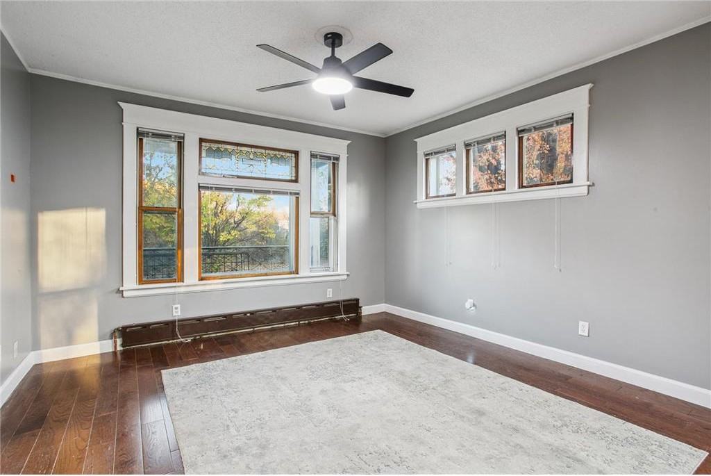 401 Fairview Ave N #1 - Photo 7 of 12