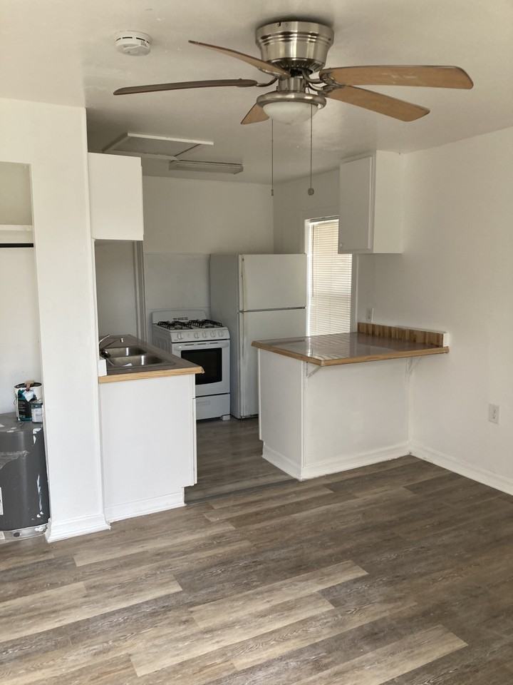 44 Cypress St #NA - Photo 3 of 8