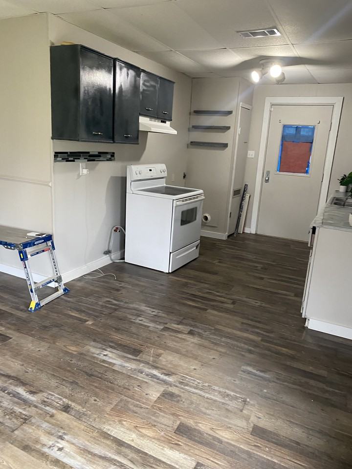 513 Southwest 3rd Street - Photo 6 of 19