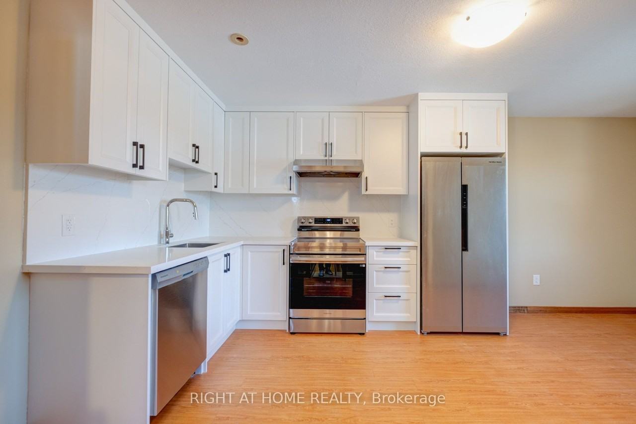 952 Coxwell Avenue #2nd Floor - Photo 2 of 14