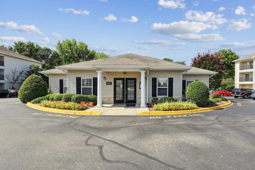 Maple Brook Apartments - Photo 6 of 29