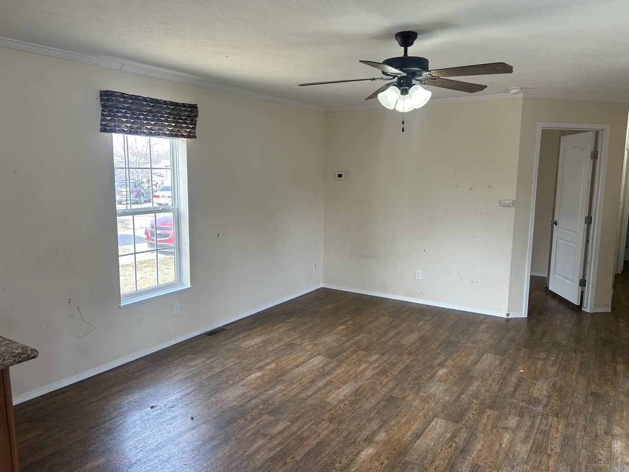 4418 Buttercup Ln #256 - Photo 3 of 10