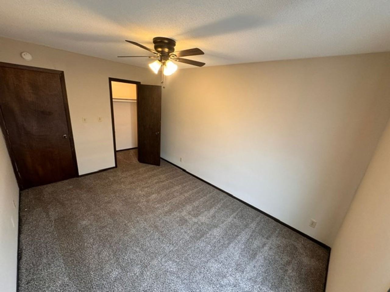 Quail Creek Apts. - Photo 5 of 40