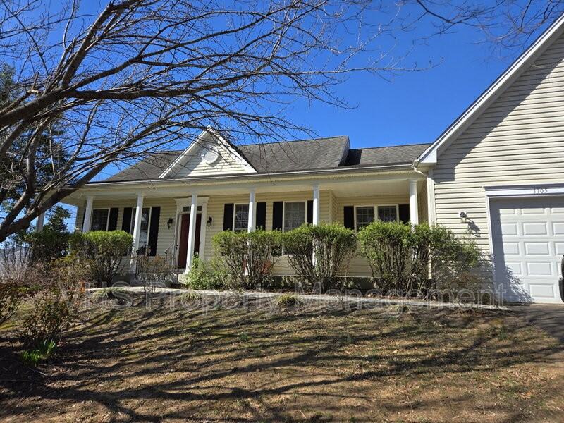 1105 Kearns Ct - Photo 2 of 23