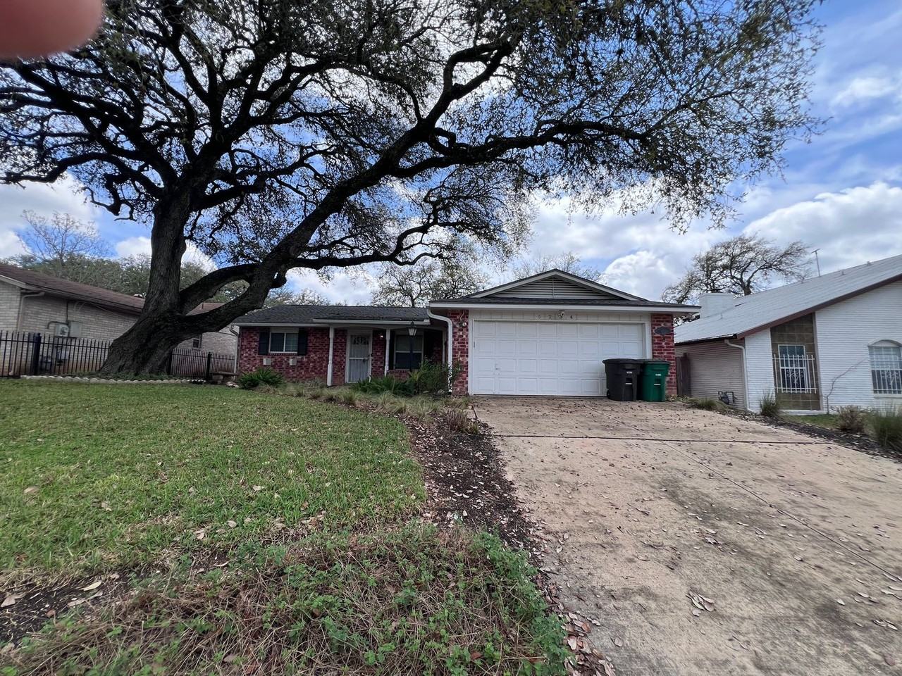 Villa Dr - Photo 3 of 14