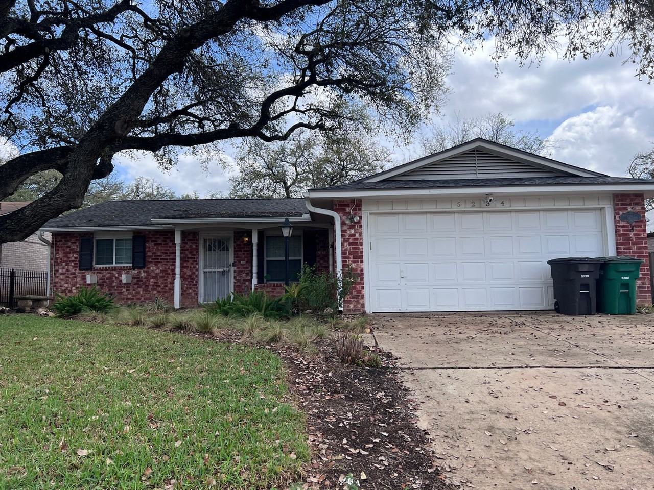 Villa Dr - Photo 4 of 14
