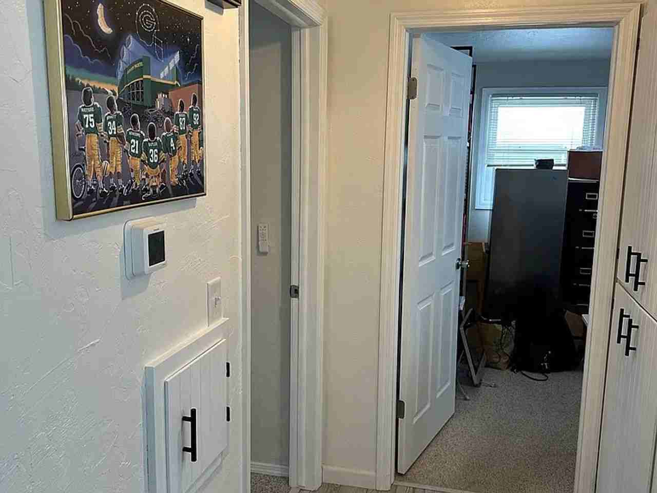 3130 Sandia Dr - Photo 3 of 12