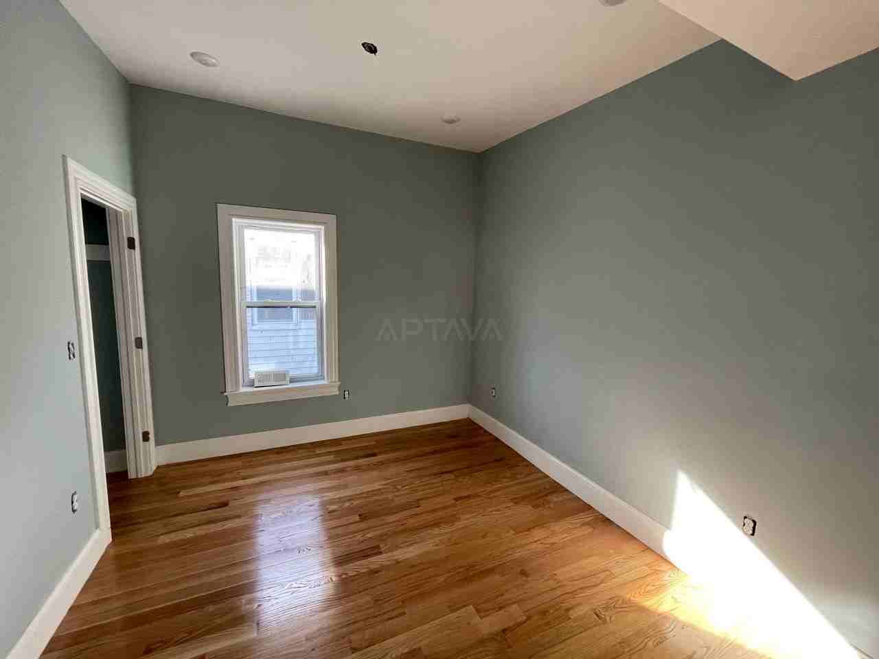 15 Harold St #3 - Photo 3 of 20