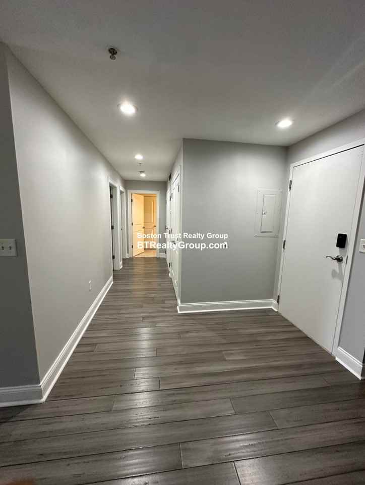 25 Alpine St #1 - Photo 3 of 7