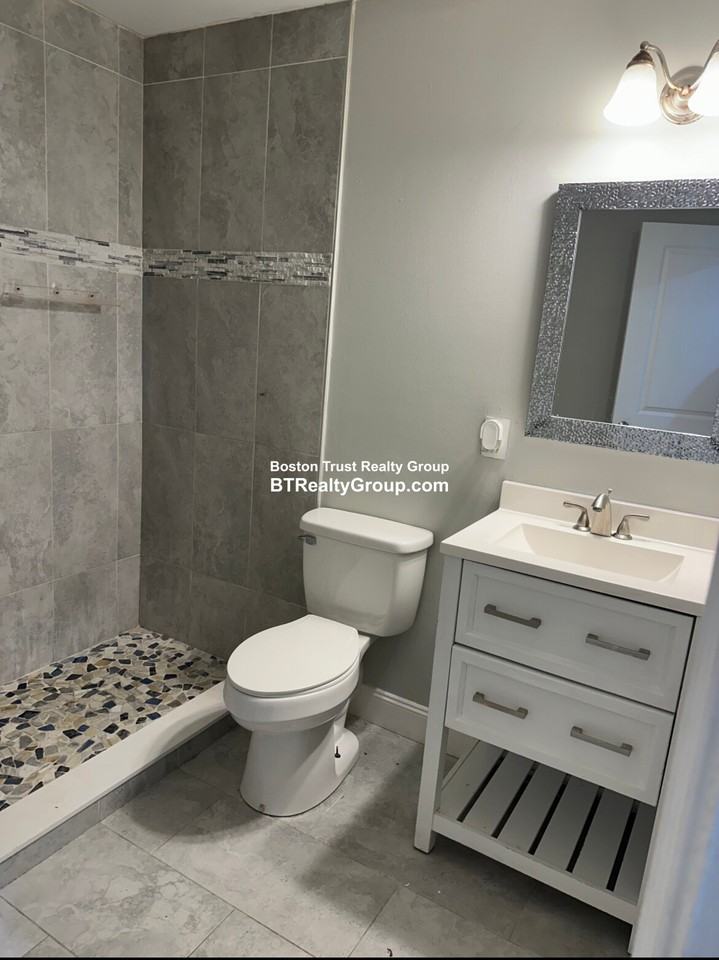 25 Alpine St #1 - Photo 6 of 7