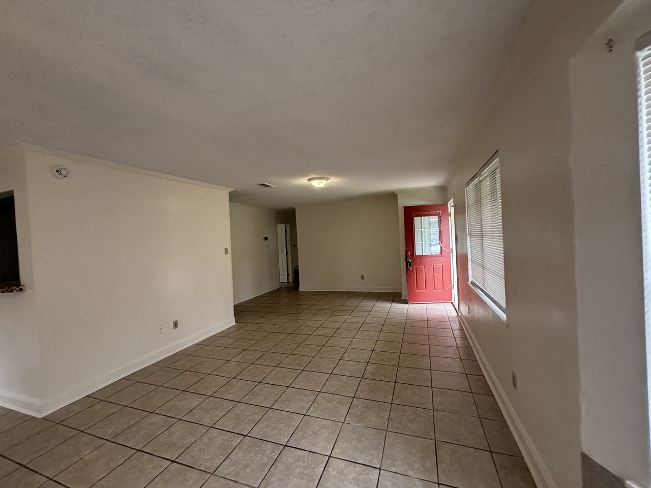 510 Magnolia St - Photo 2 of 14