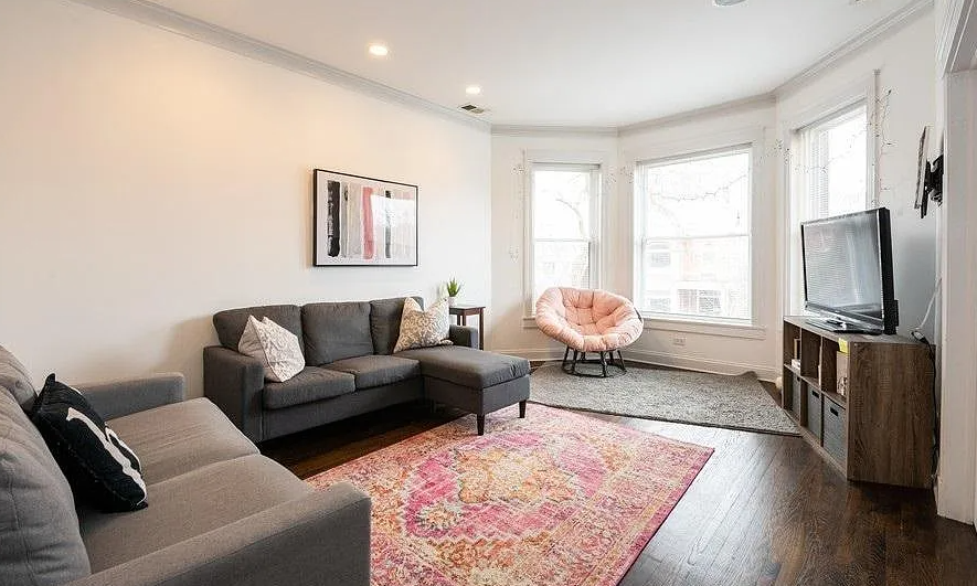 3645-3647  N Wilton Ave - Photo 5 of 50