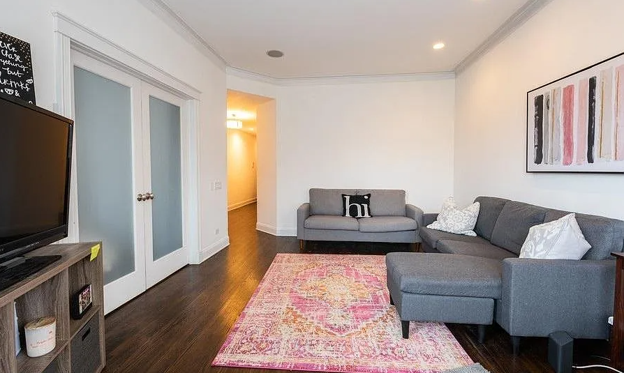 3645-3647  N Wilton Ave - Photo 6 of 50