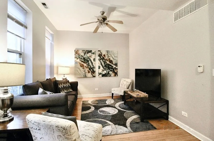 621 N Armitage  (#9389) - Photo 3 of 19