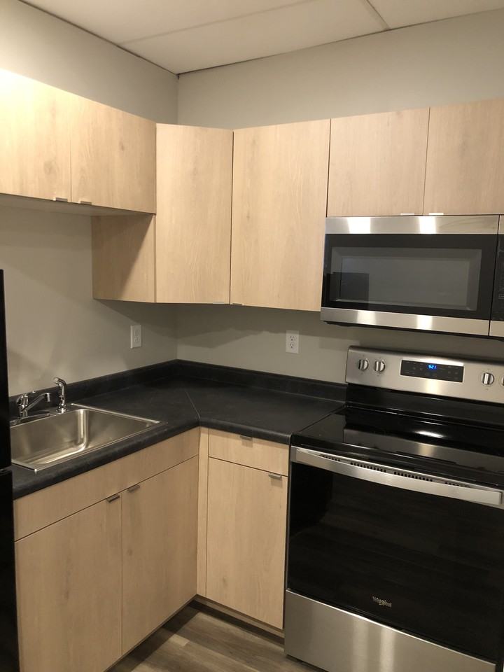 515 Benson Ave Sw #7 - Photo 2 of 10