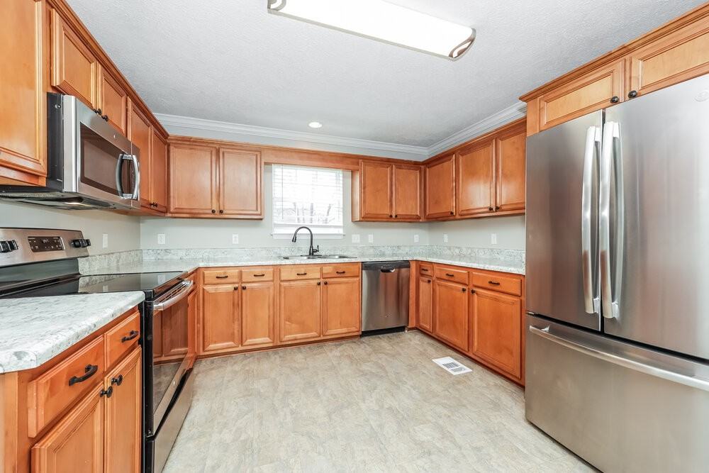 1703 Jimmy Cv - Photo 6 of 17