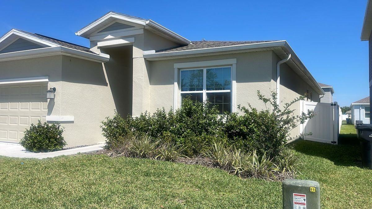 909 Jackson Ave - Photo 2 of 2