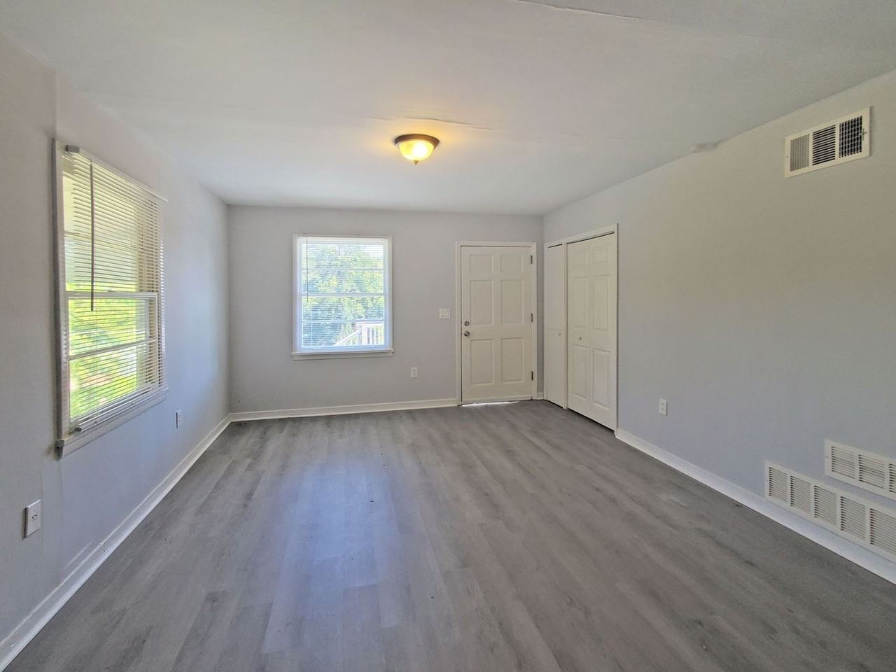 310 Lincoln St Sw - Photo 6 of 20