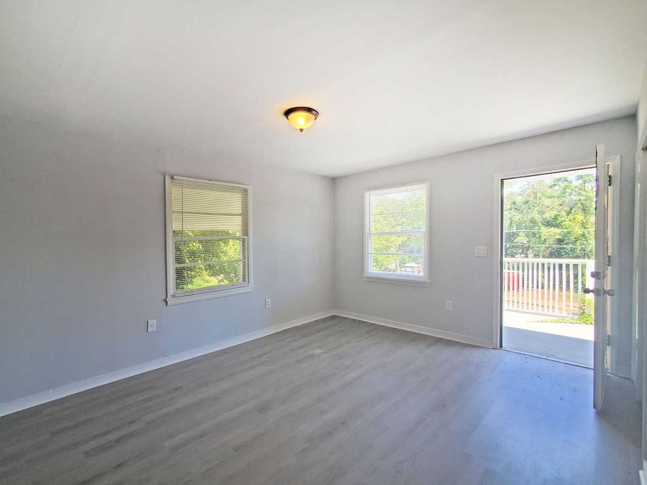 310 Lincoln St Sw - Photo 7 of 20