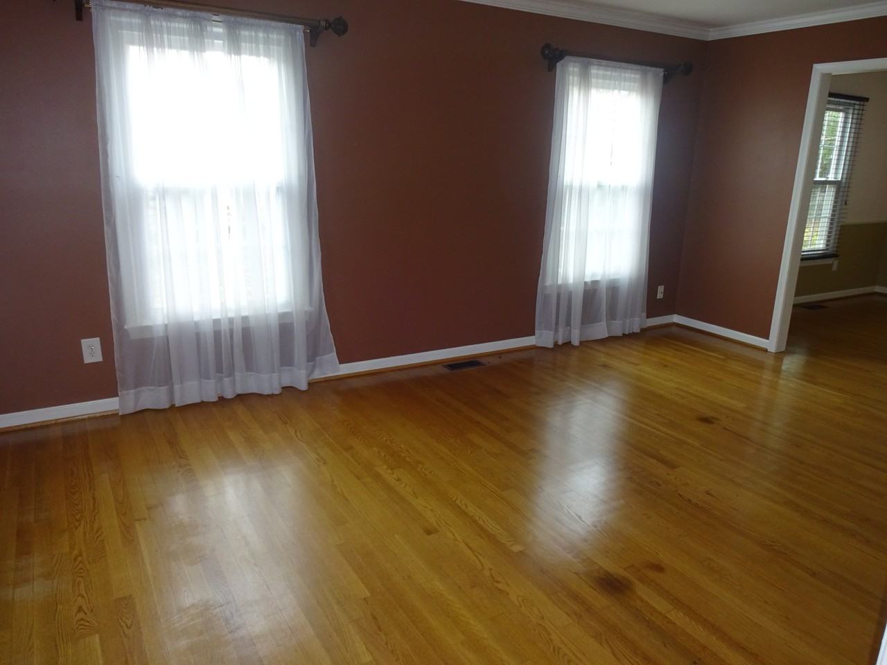 700 Village Green Pkwy - Photo 2 of 21